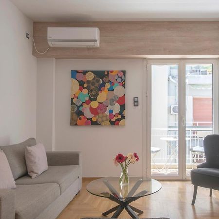 Delightful Stylish Two Bedroom Condo In Hip Area Of Central 아테네 외부 사진